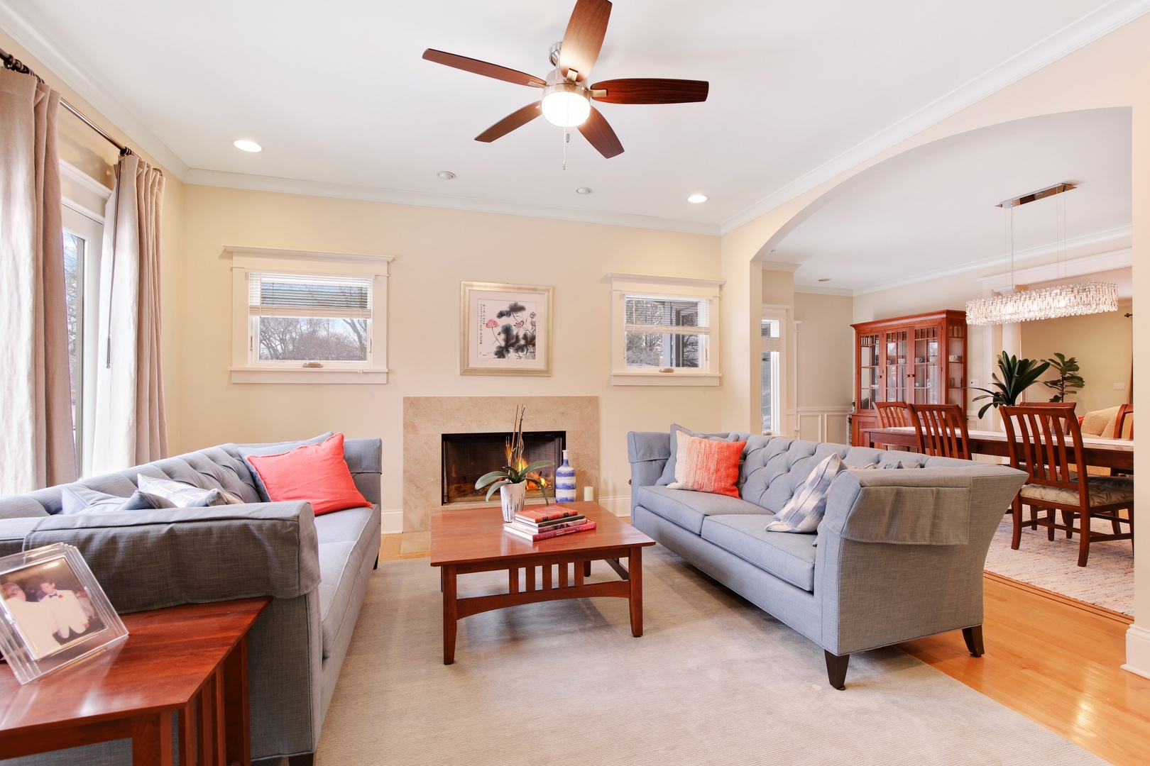 220 Locust Road Wilmette, IL 60091 - Photo 3 of 28
