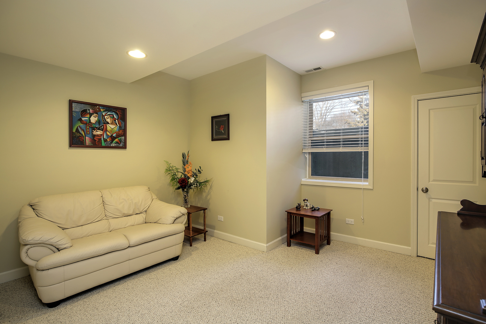 220 Locust Road Wilmette, IL 60091 - Photo 22 of 28