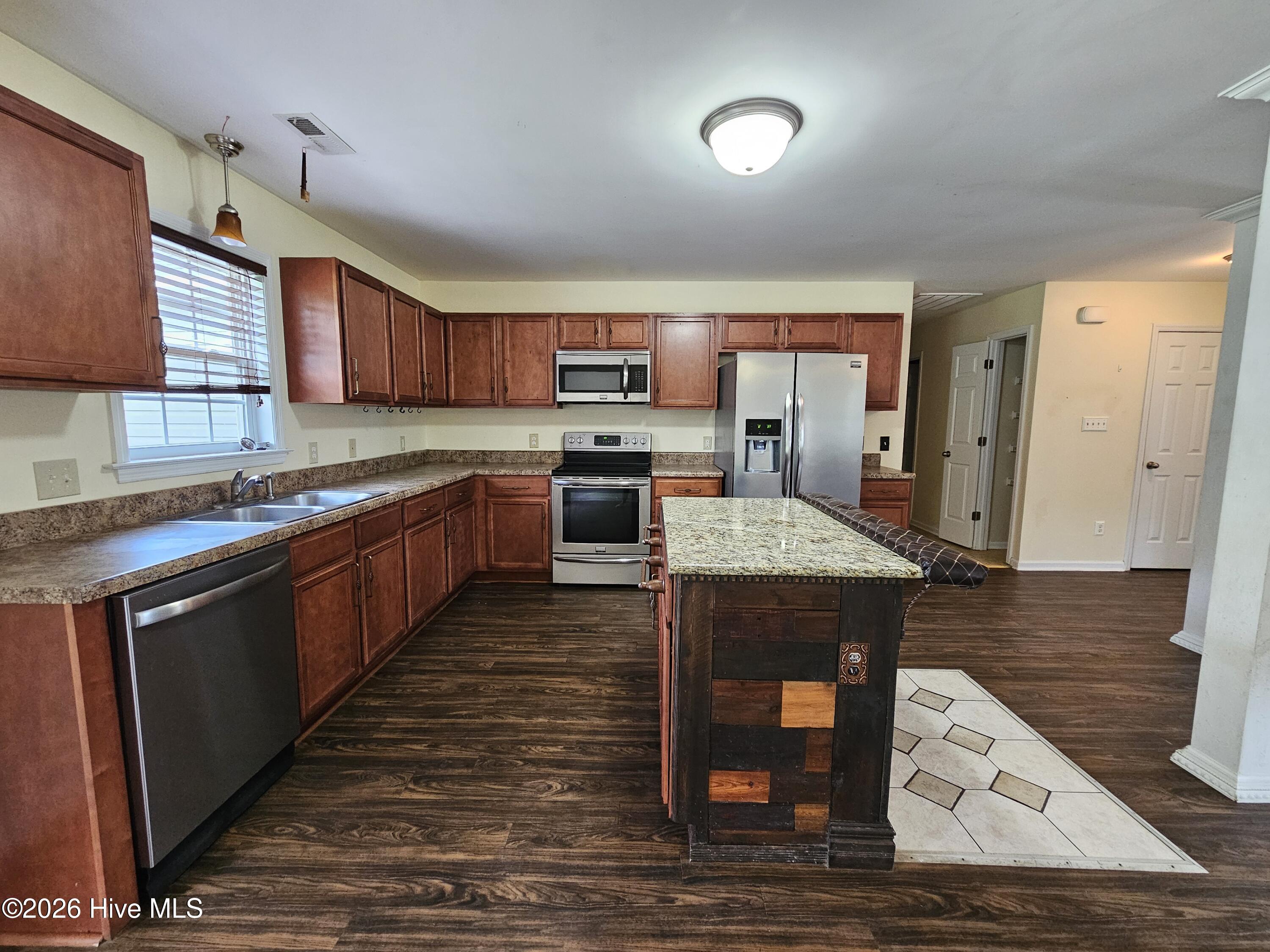 307 Big Tree Lane Chinquapin, NC 28521 - Photo 6 of 16