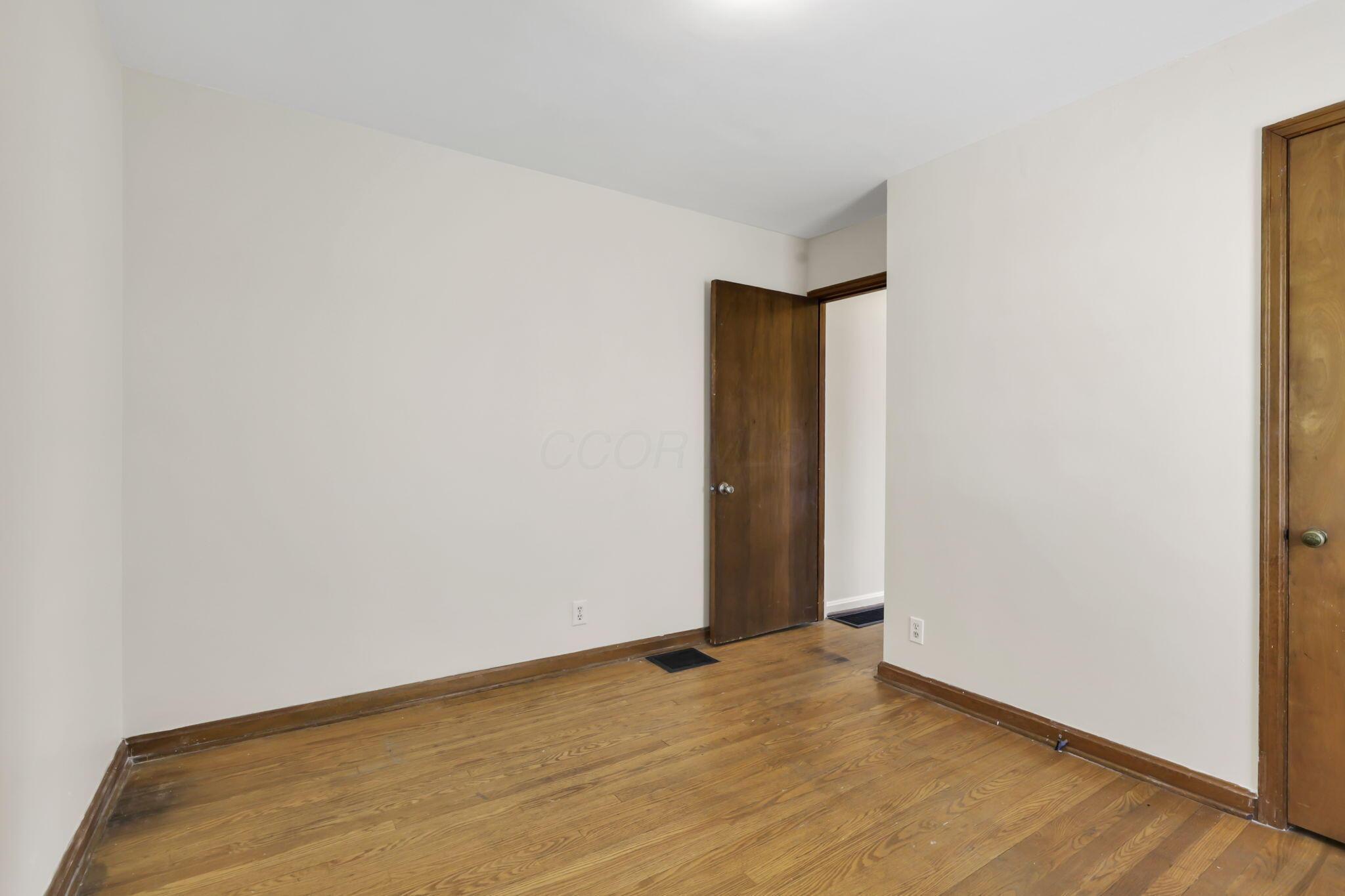 910 Wiltshire Road Columbus, OH 43204 - Photo 32 of 68 35-web-or-mls-IMG_6538