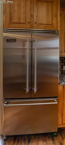 a close view of sink