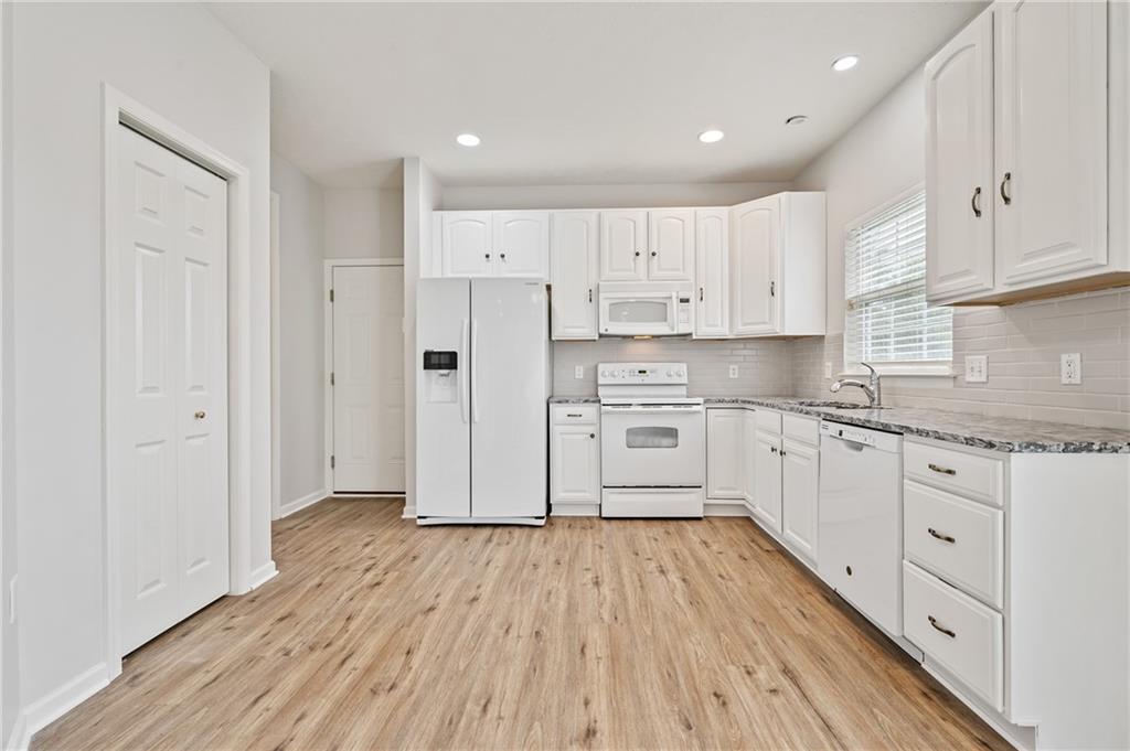 403 Raptor Court Wexford, PA 15090 - Photo 10 of 29