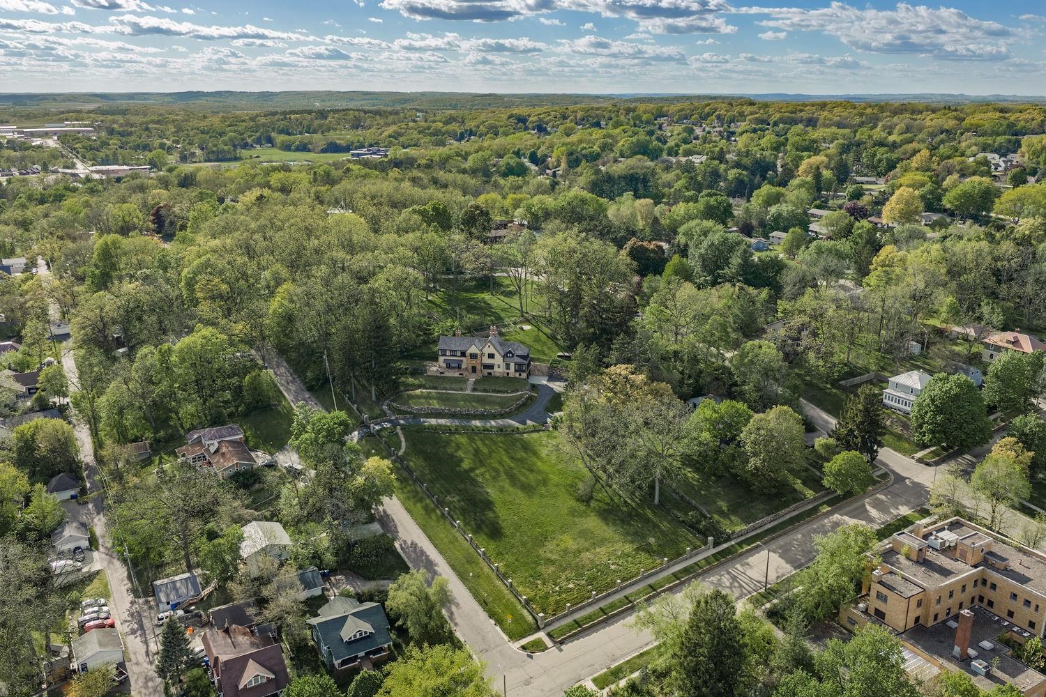 130 10th Avenue Baraboo, WI 53913 - Photo 72 of 83