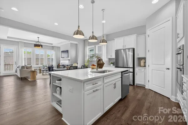 $595,000 | 18018 Grey Mossrun Drive, Charlotte, NC 28278