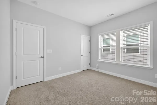 $595,000 | 18018 Grey Mossrun Drive, Charlotte, NC 28278
