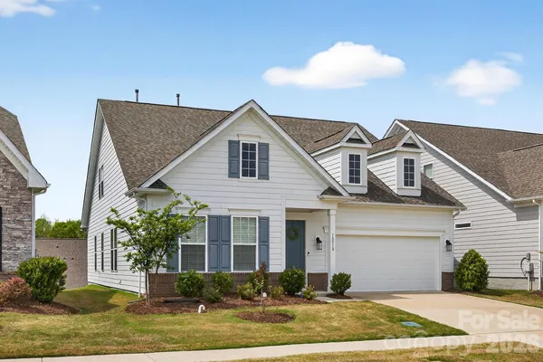 $595,000 | 18018 Grey Mossrun Drive, Charlotte, NC 28278