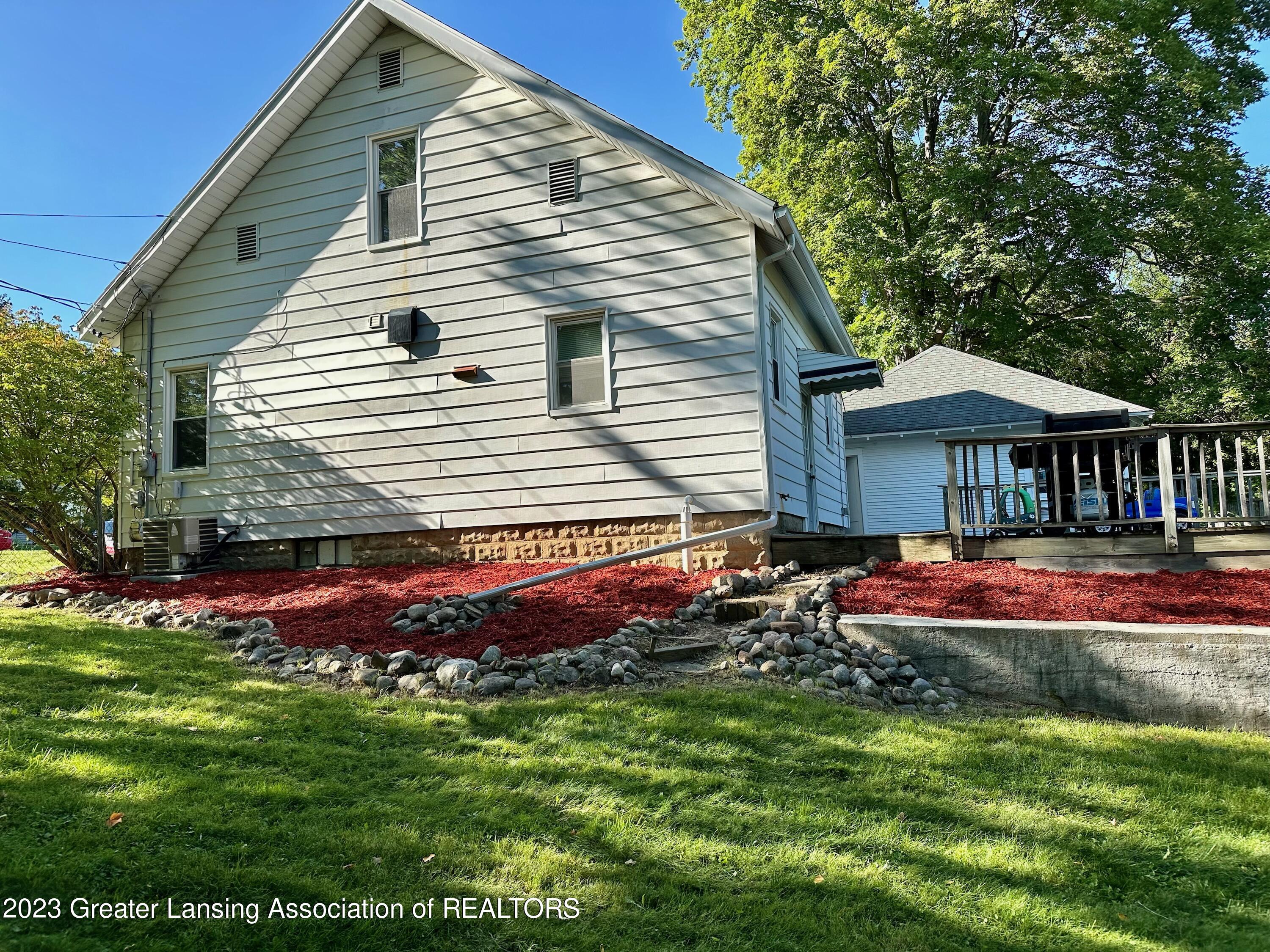 13621 Webster Road Bath, MI 48808 - Photo 2 of 23 39AE094B-6BDD-413F-9F06-1F7198B995B3