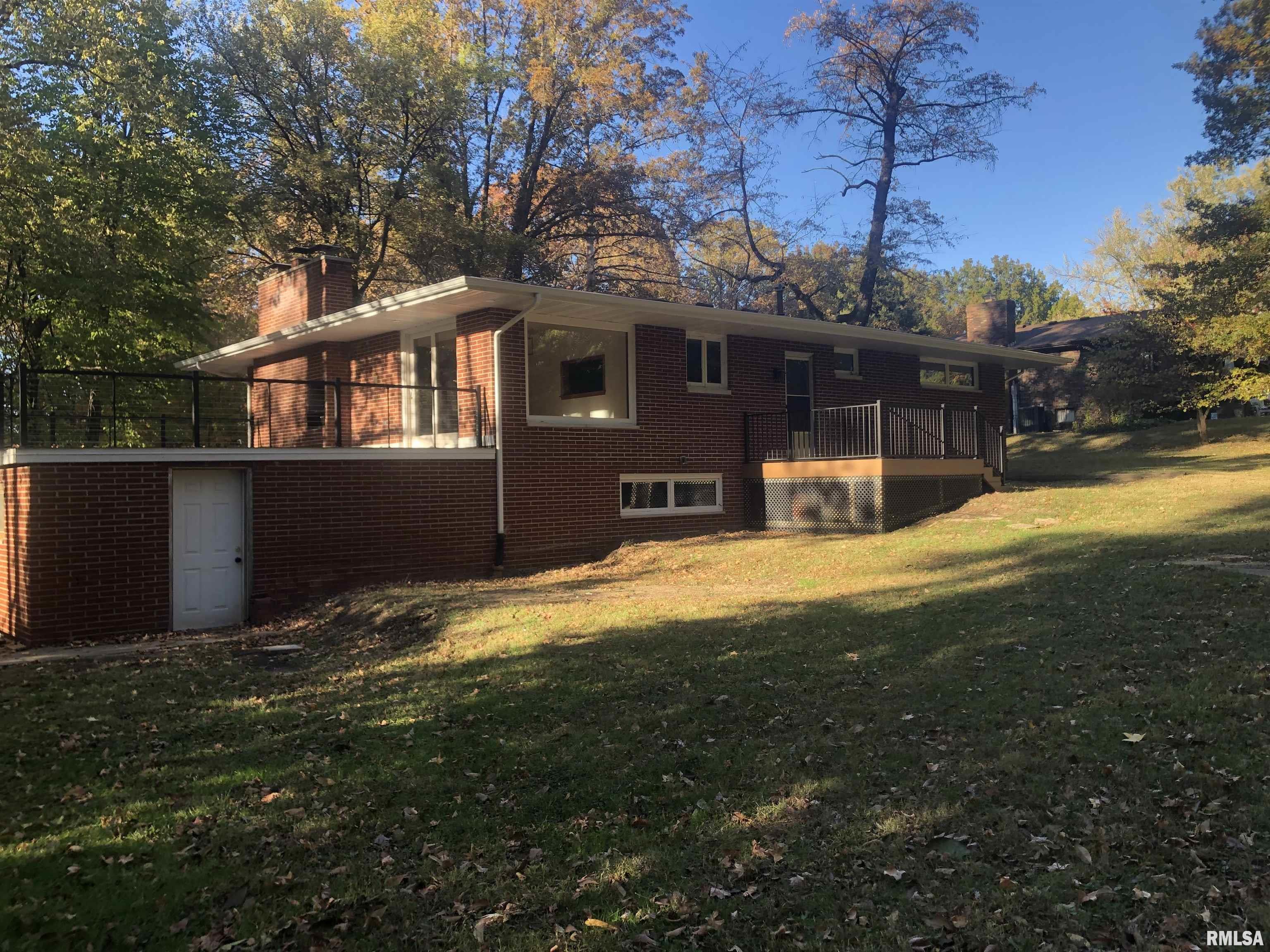 2318 East Lake Shore Drive Springfield, IL 62712 - Photo 18 of 20