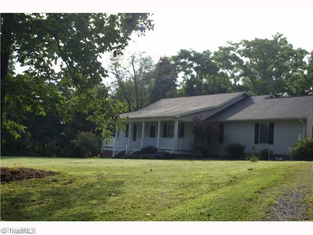 5059 High Point Road Kernersville, NC 27284 - Photo 1 of 8 Exterior Front.