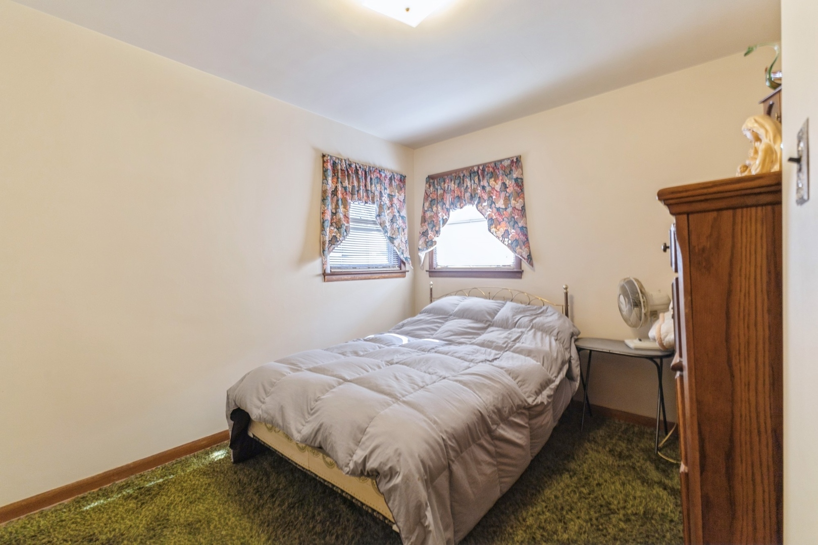 6812 West 98th Street Chicago Ridge, IL 60415 - Photo 10 of 16 Gallery Image 10