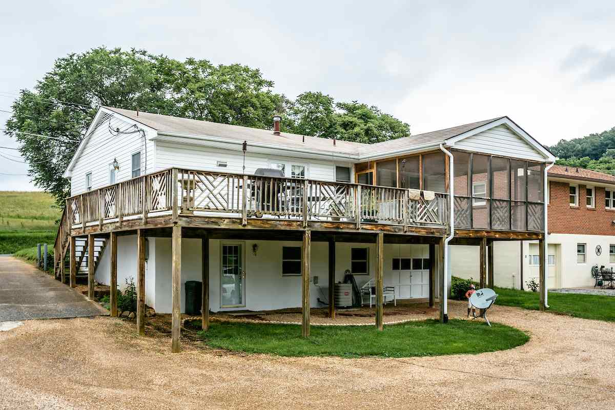 334 Amherst Road Staunton, VA 24401 - Photo 12 of 25 Gallery Image 12