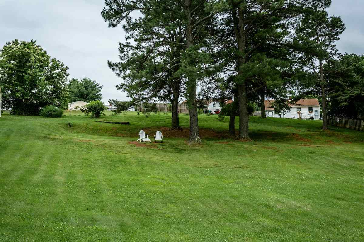 334 Amherst Road Staunton, VA 24401 - Photo 5 of 25 Gallery Image 5