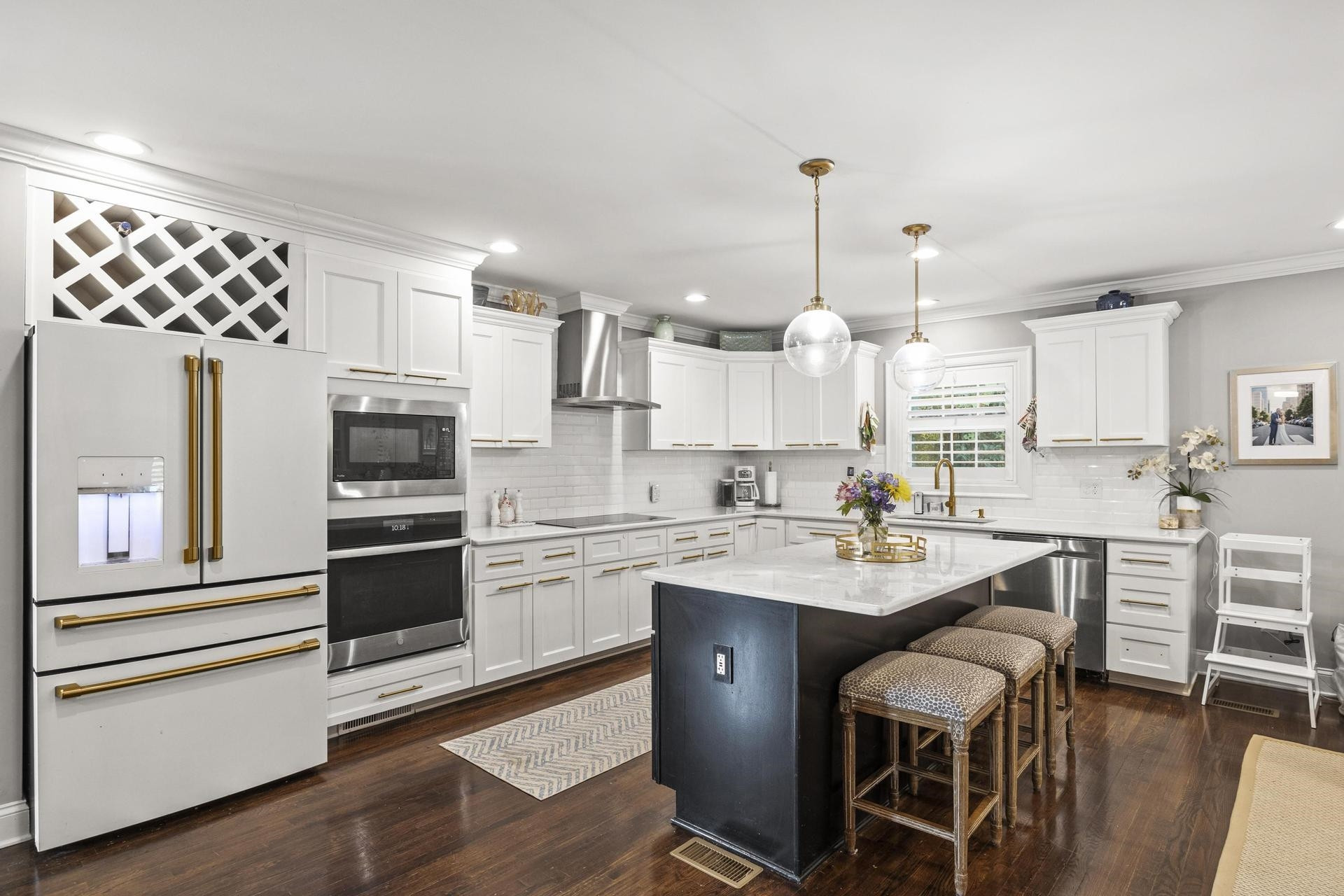 4816 Radcliff Road Raleigh, NC 27609 - Photo 9 of 52 Kitchen