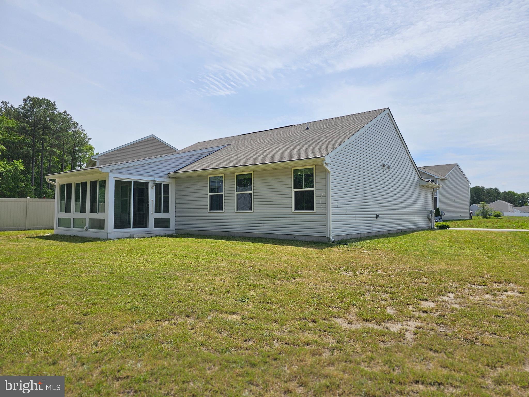 11665 Buckingham Drive Delmar, DE 19940 - Photo 3 of 14 Rear Side