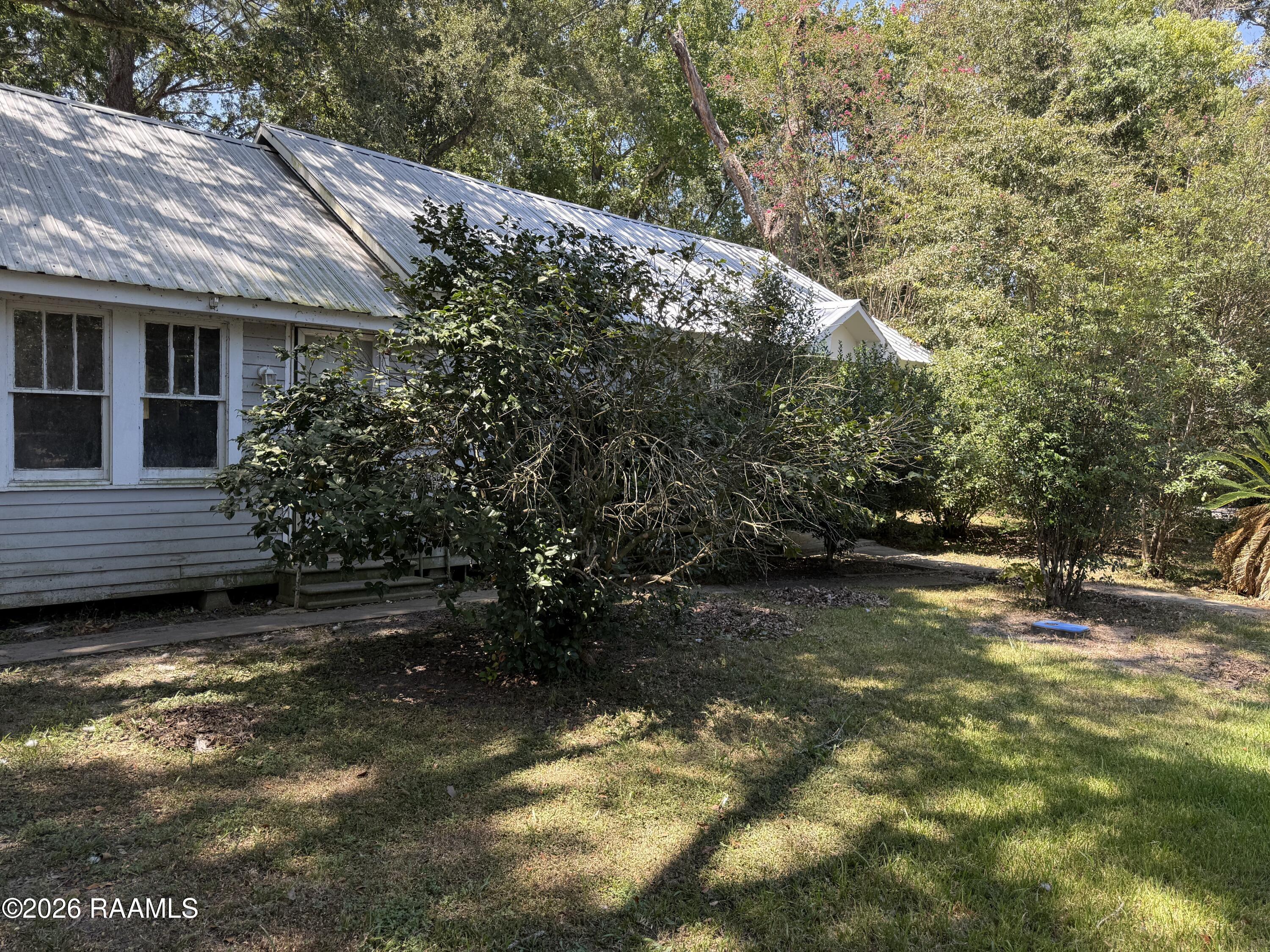 229 South Broadway Street Church Point, LA 70525 - Photo 2 of 14 IMG_1089