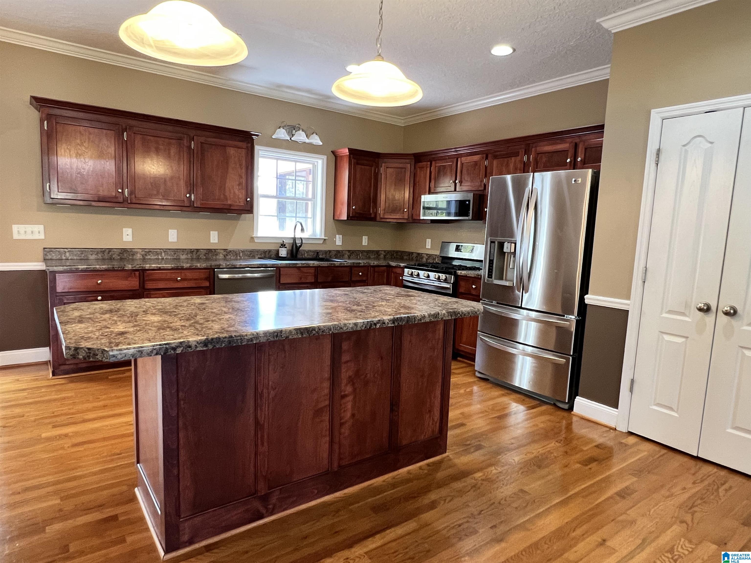 226 Grogan Road Anniston, AL 36201 - Photo 7 of 40