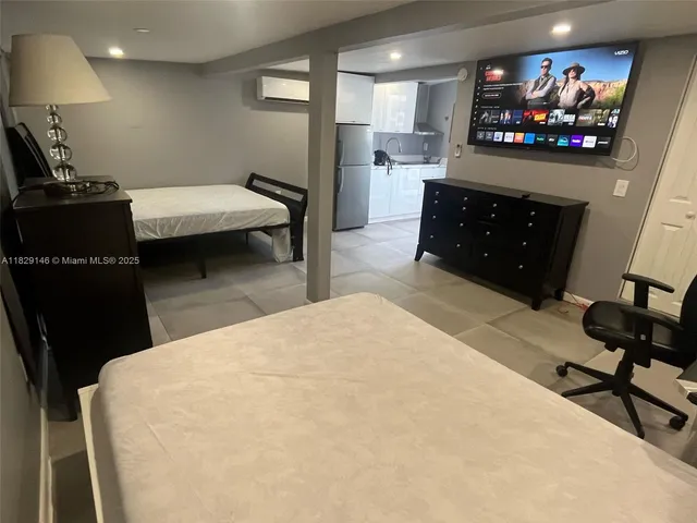 $1,100,000 | 2242 Polk Street, Hollywood, FL 33020