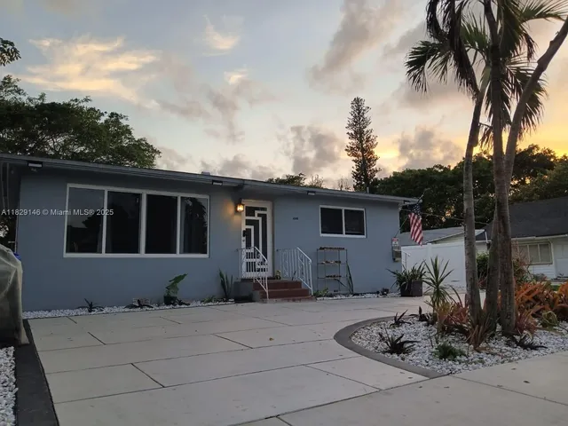 $1,100,000 | 2242 Polk Street, Hollywood, FL 33020