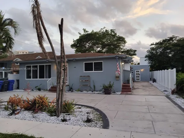 $1,100,000 | 2242 Polk Street, Hollywood, FL 33020