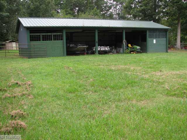1632 Garner Road Denton, NC 27239 - Photo 3 of 15 Stable/Barn.