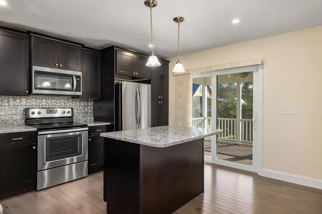 $615,000 | 3 Wilson Way, Brentwood, NH 03833