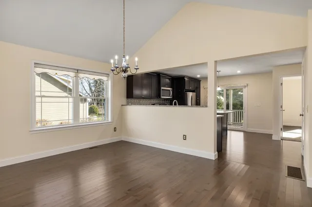 $615,000 | 3 Wilson Way, Brentwood, NH 03833