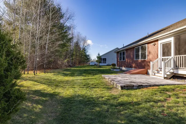 $615,000 | 3 Wilson Way, Brentwood, NH 03833