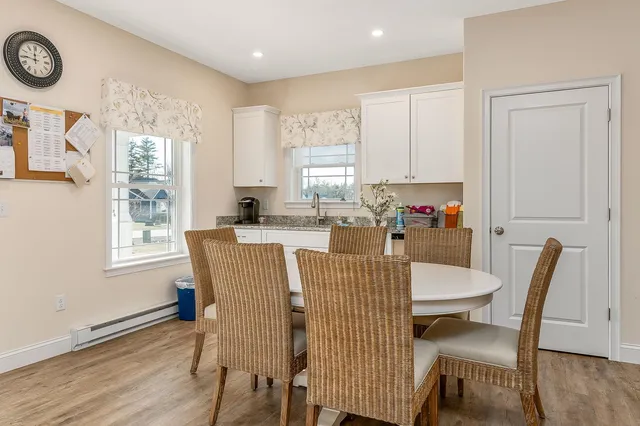 $615,000 | 3 Wilson Way, Brentwood, NH 03833