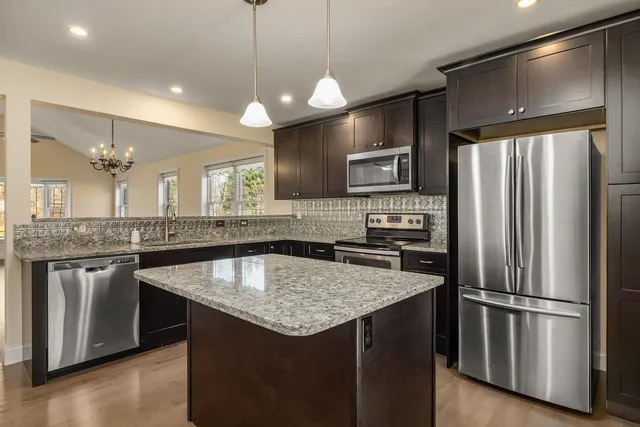 $615,000 | 3 Wilson Way, Brentwood, NH 03833