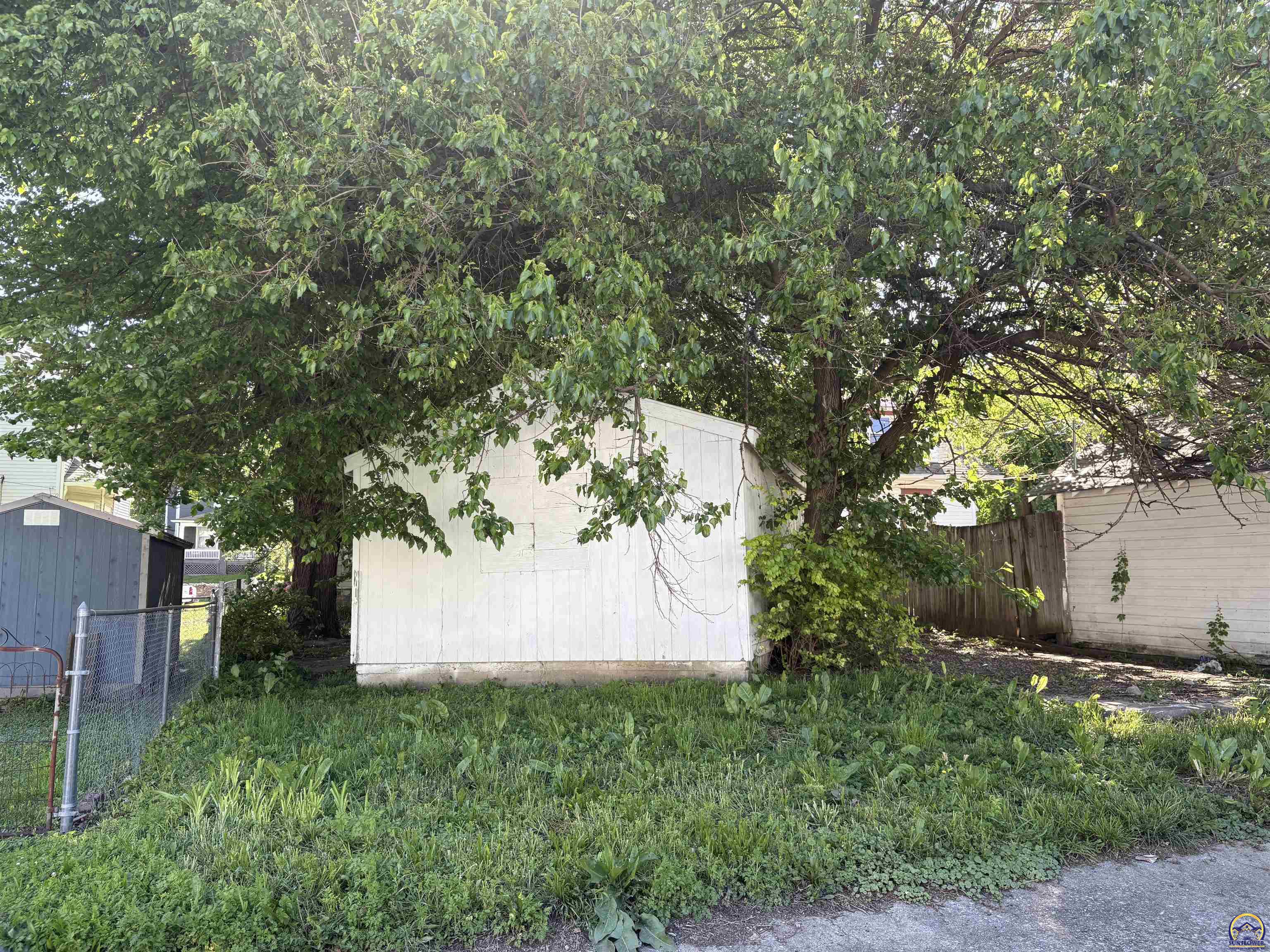 1143 Southwest Jewell Avenue Topeka, KS 66604 - Photo 28 of 28