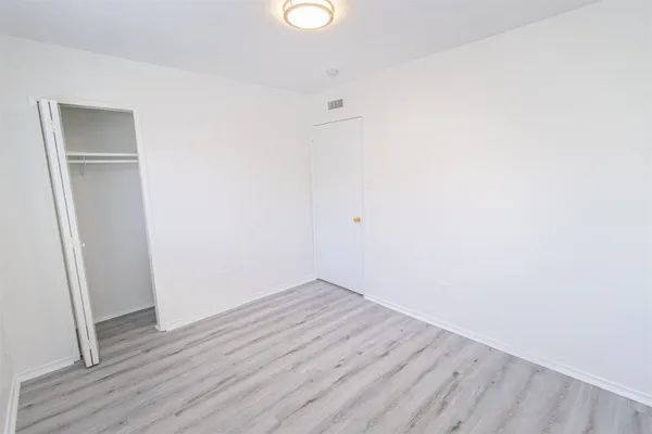 $1,800 | 14010 Meyersville Drive, Houston, TX 77049