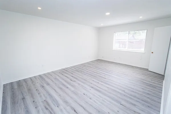 $1,800 | 14010 Meyersville Drive, Houston, TX 77049