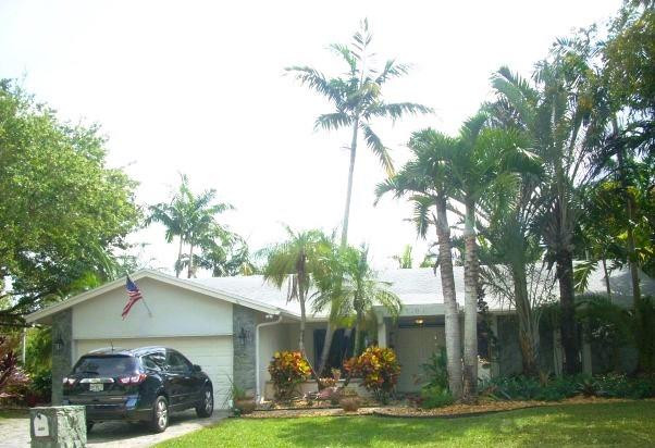3405 Bridge Road Hollywood, FL 33026 - Photo 1 of 1 Photo 1