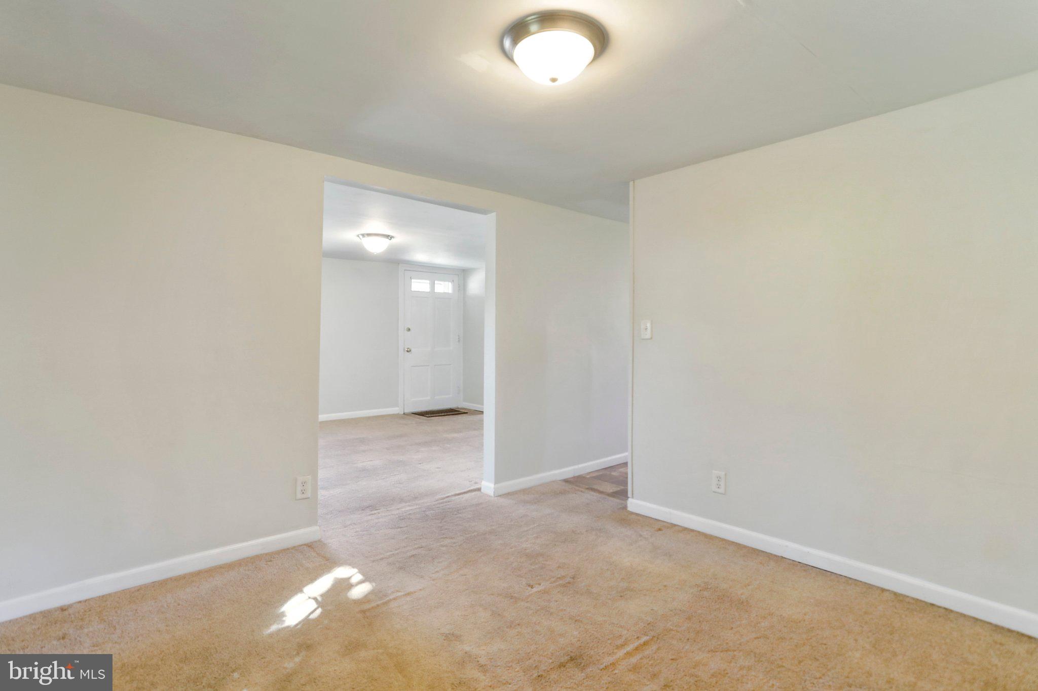 9368 Tomstown Road Waynesboro, PA 17268 - Photo 11 of 29 Gallery Image 11