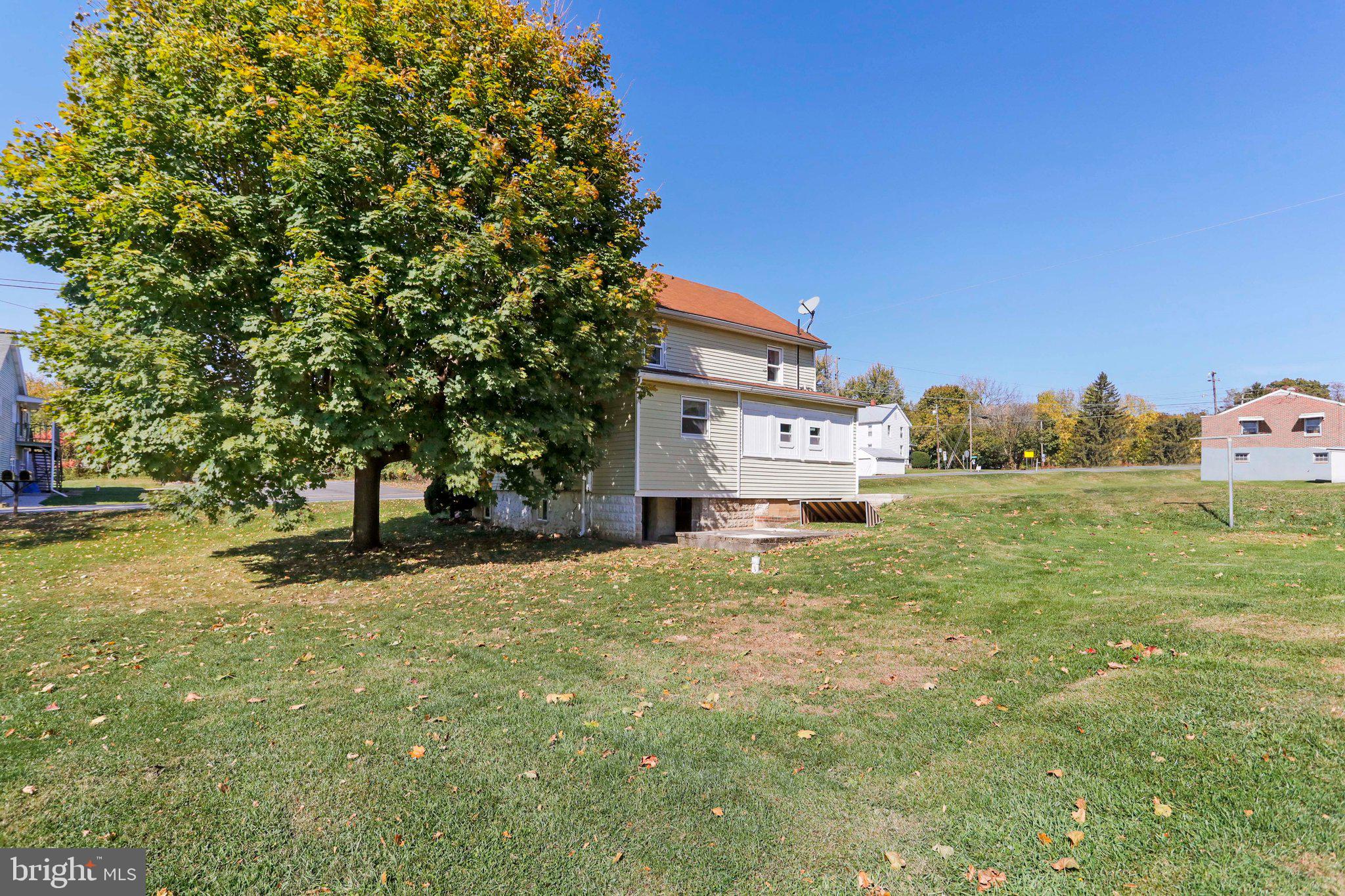 9368 Tomstown Road Waynesboro, PA 17268 - Photo 6 of 29 Gallery Image 6