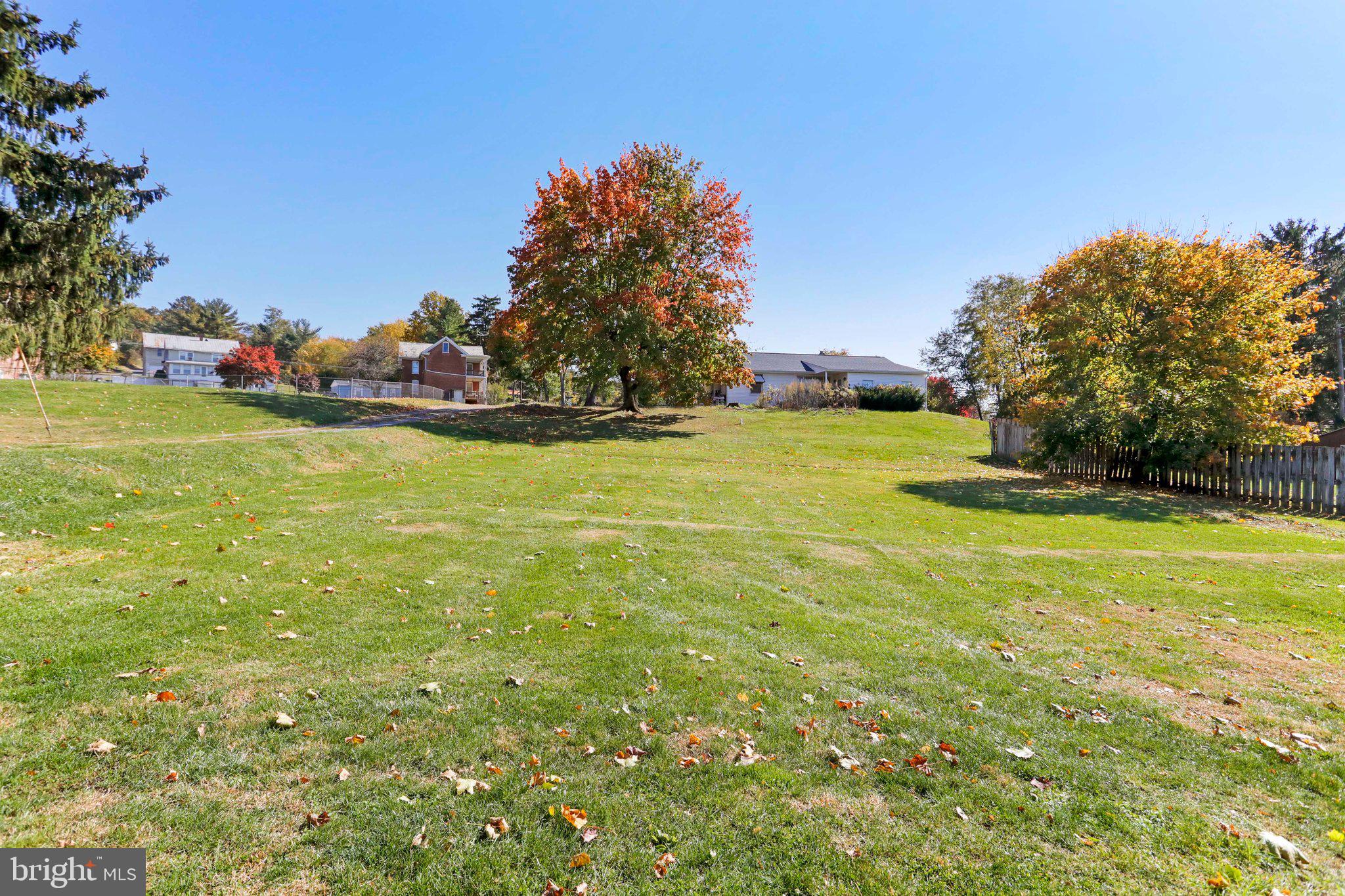 9368 Tomstown Road Waynesboro, PA 17268 - Photo 7 of 29 Gallery Image 7