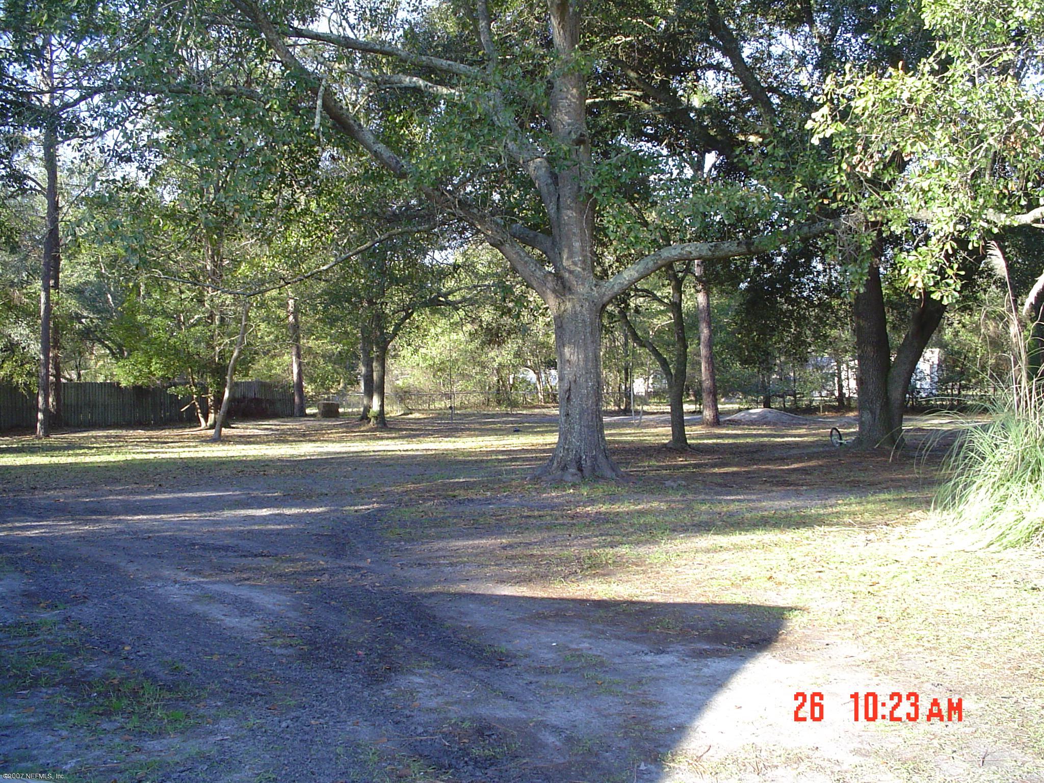 13308 Lanier Road Jacksonville, FL 32226 - Photo 6 of 29 backyard