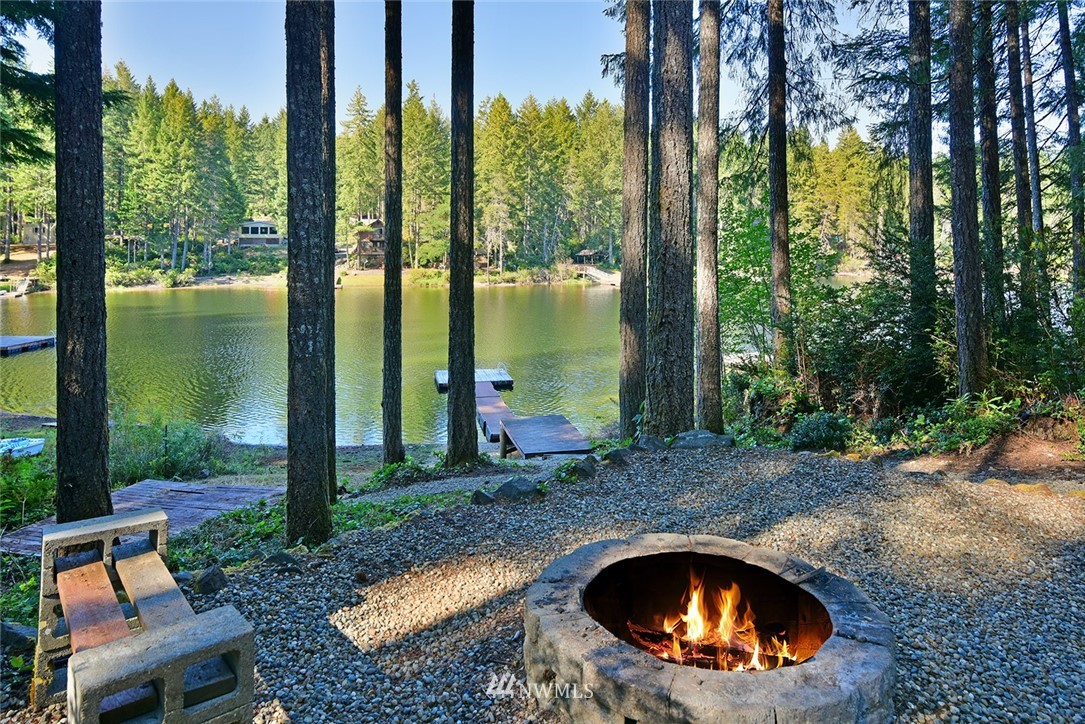 240 Northeast Raintree Lane Tahuya, WA 98588 - Photo 15 of 25 Gallery Image 15