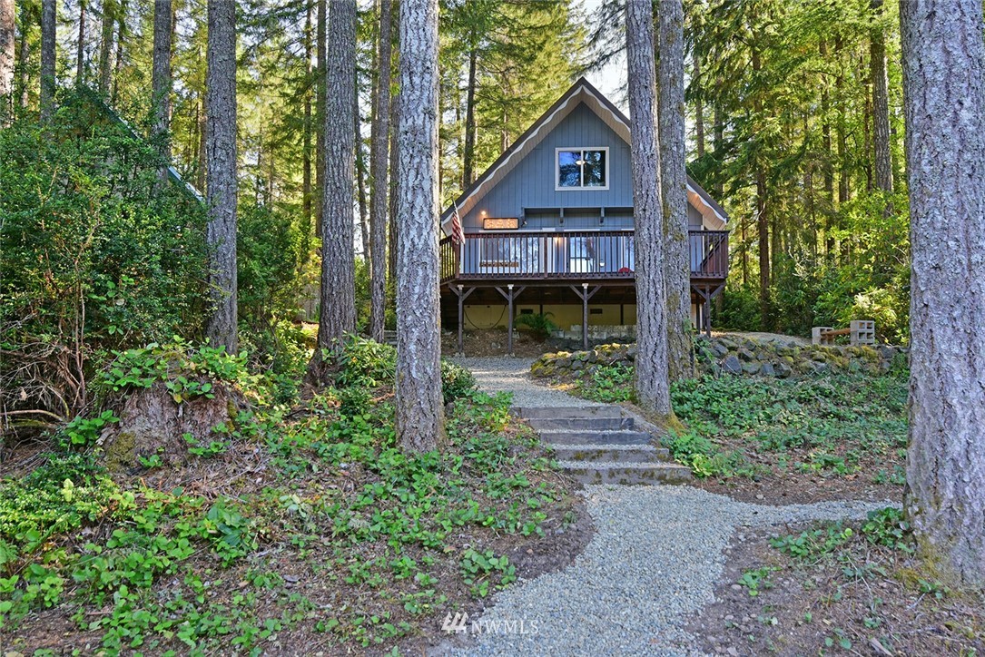 240 Northeast Raintree Lane Tahuya, WA 98588 - Photo 21 of 25 Gallery Image 21