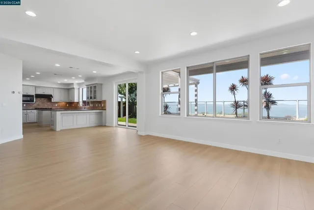 $5,975 | 1105-1105 Rock Harbor Point, Hercules, CA 94547