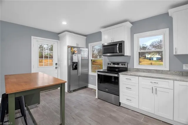 $229,000 | 2552 Old Us Highway South, Pilot Mountain, NC 27041