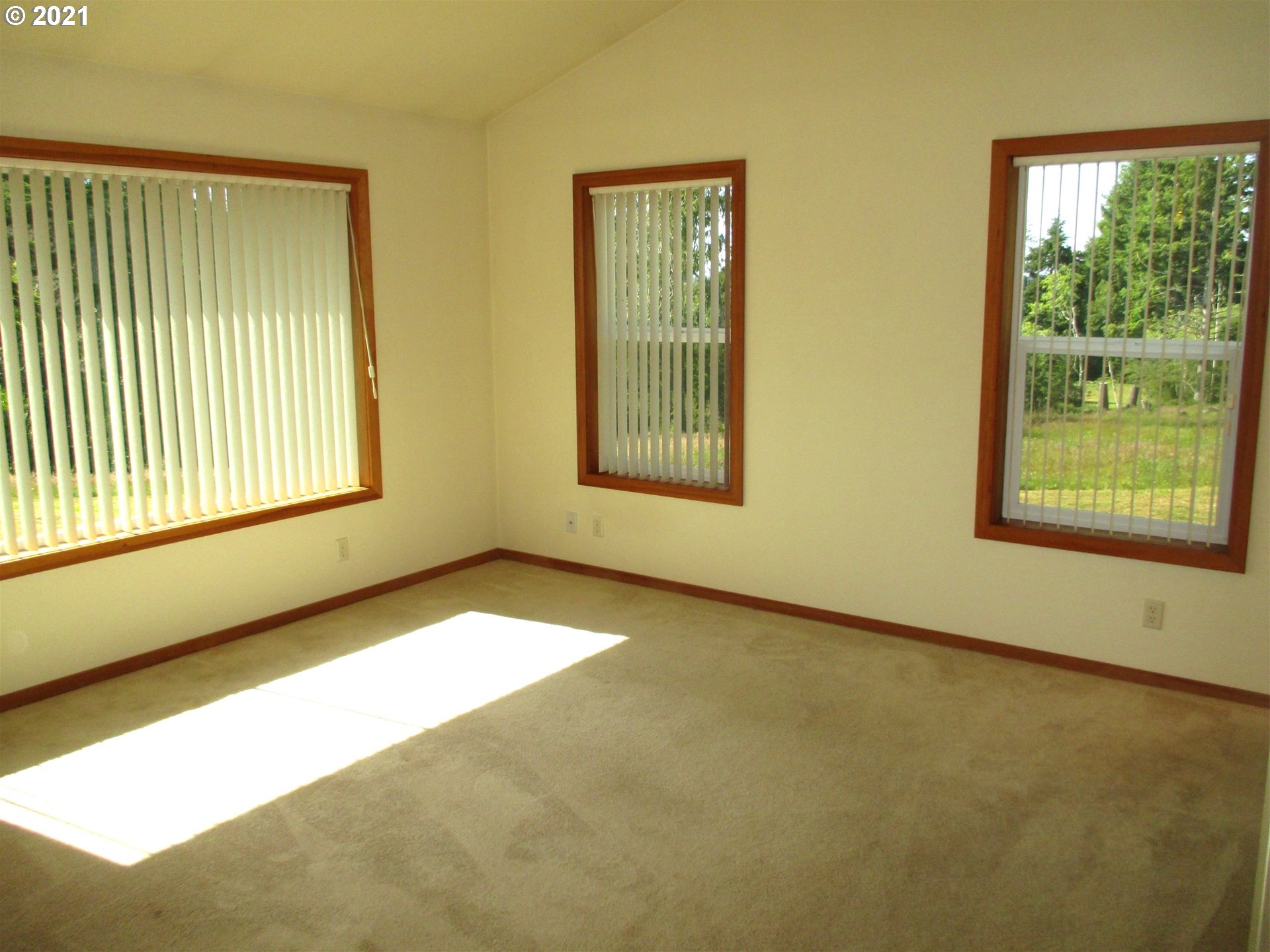 56205 Rusty Road Bandon, OR 97411 - Photo 16 of 25 Gallery Image 16