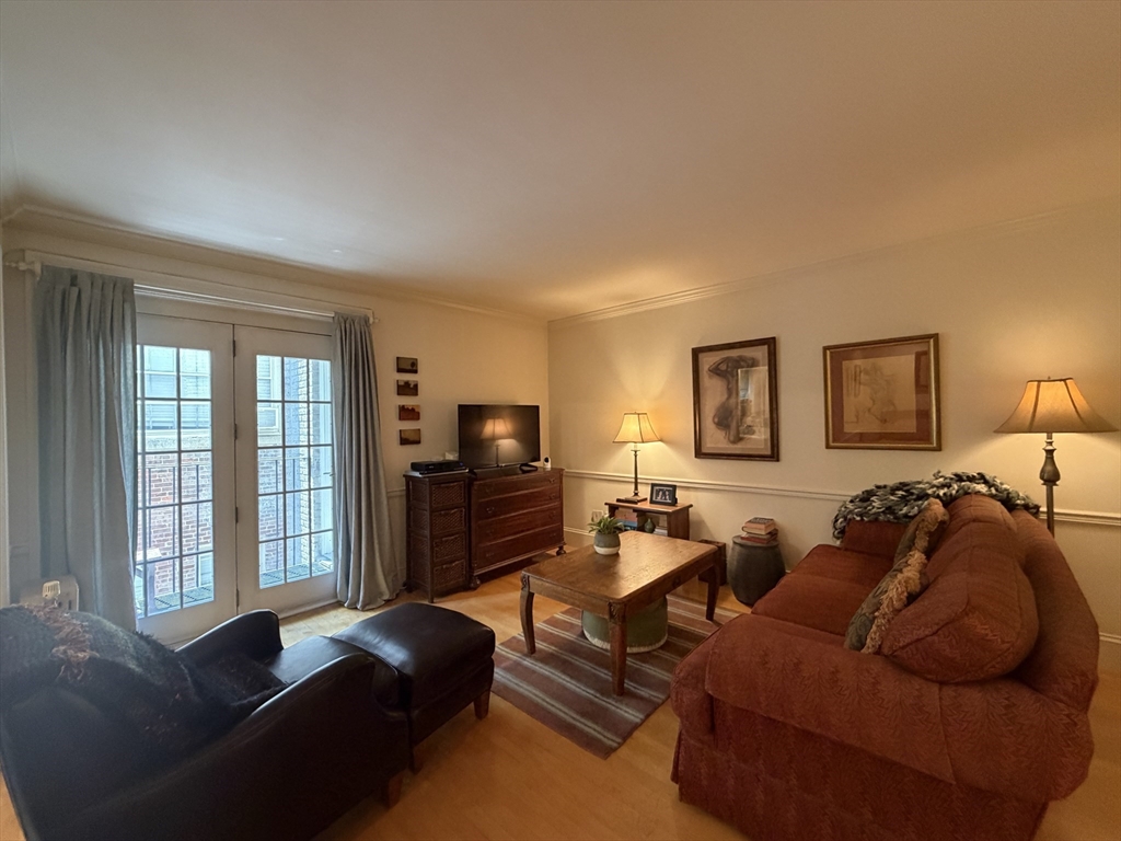 20 Lime Street, Unit 32 Boston, MA 02108 - Photo 6 of 15