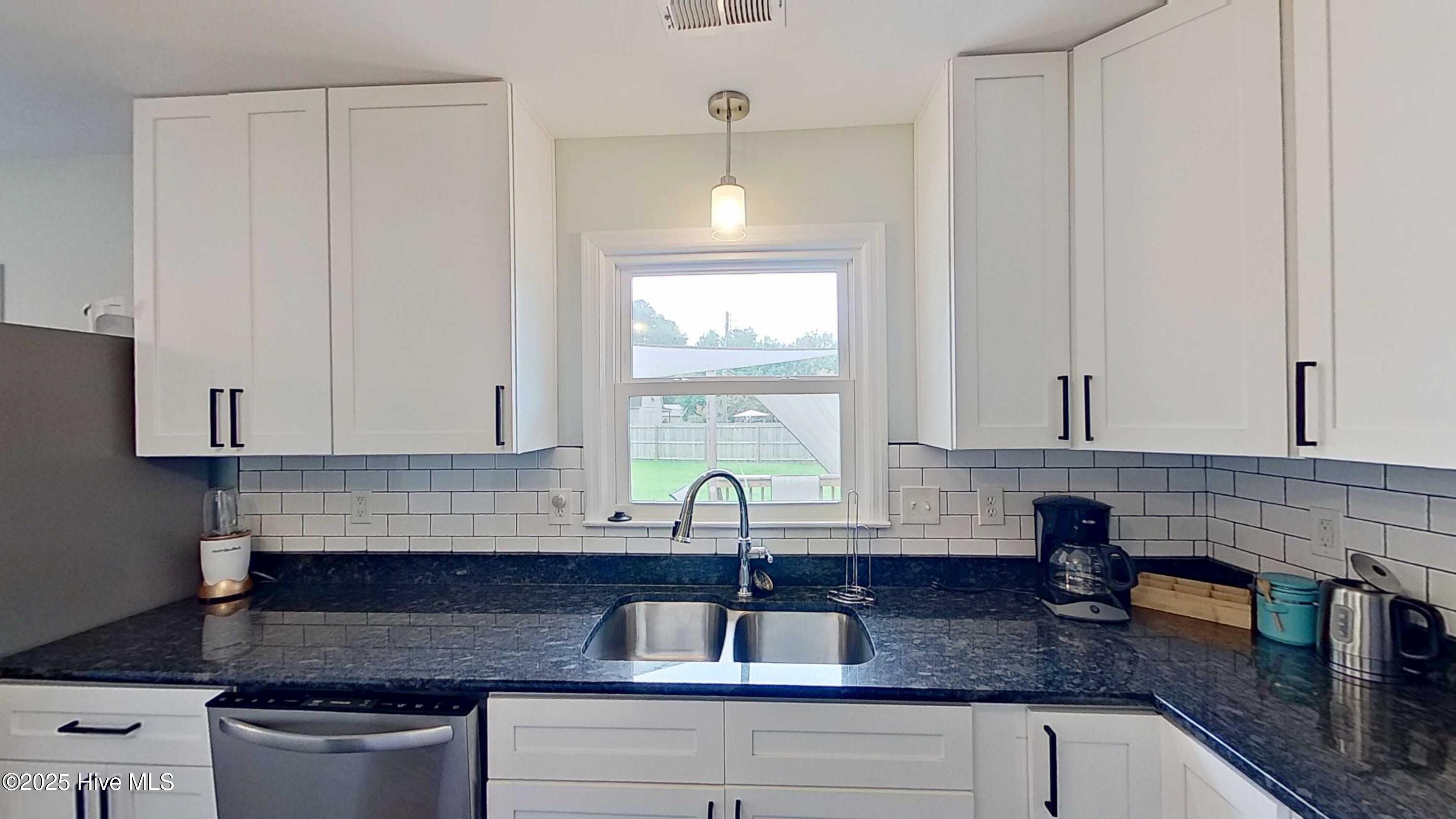 4302 Gordon Road Wilmington, NC 28405 - Photo 7 of 31 06-4302 Gordon Rd