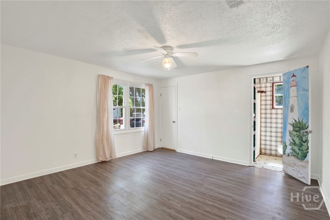 17 Russell Avenue Savannah, GA 31408 - Photo 29 of 41