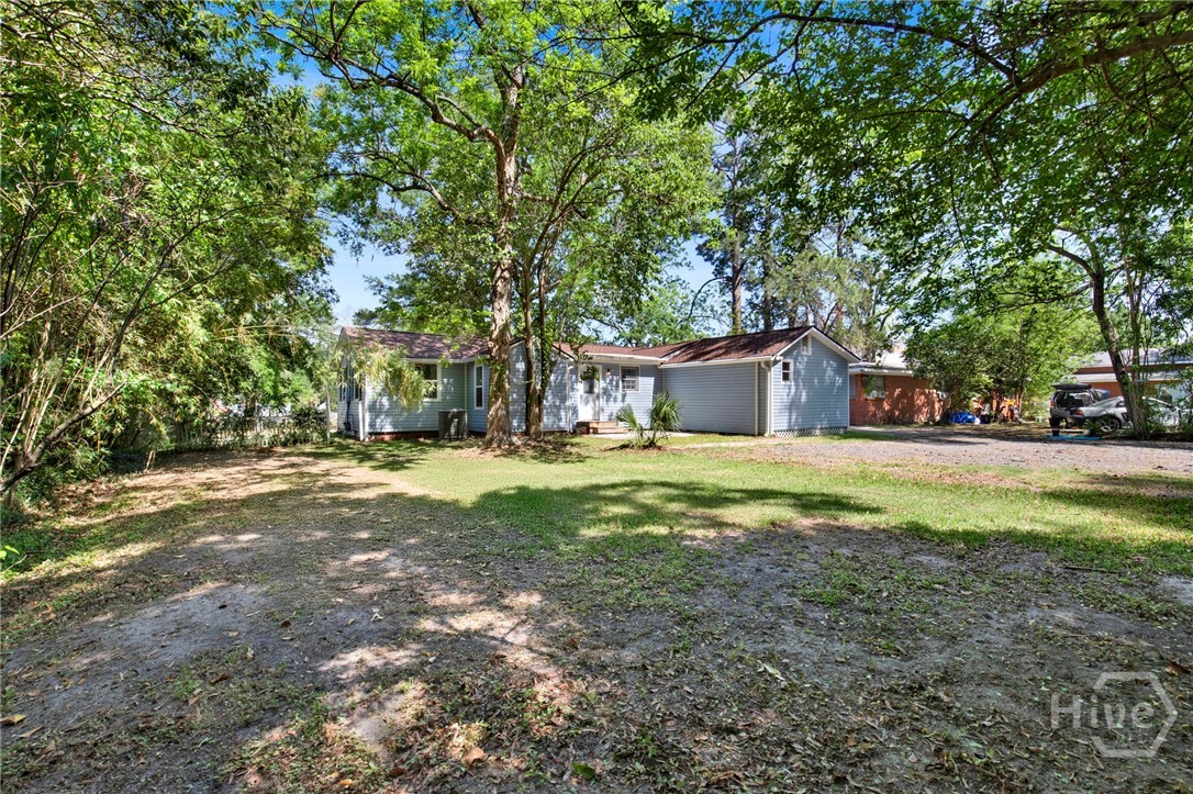 17 Russell Avenue Savannah, GA 31408 - Photo 34 of 41
