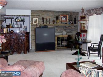 4 Cardinal Road Hamilton, NJ 08619 - Photo 5 of 11 Family Room