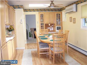 4 Cardinal Road Hamilton, NJ 08619 - Photo 7 of 11 Kitchen