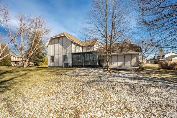 $690,000 | 15693 Dresden Lake Court, Chesterfield, MO 63017