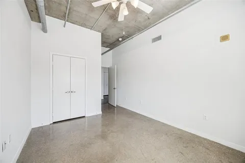 $350,000 | 1001 Belleview Street, Unit 303, Dallas, TX 75215